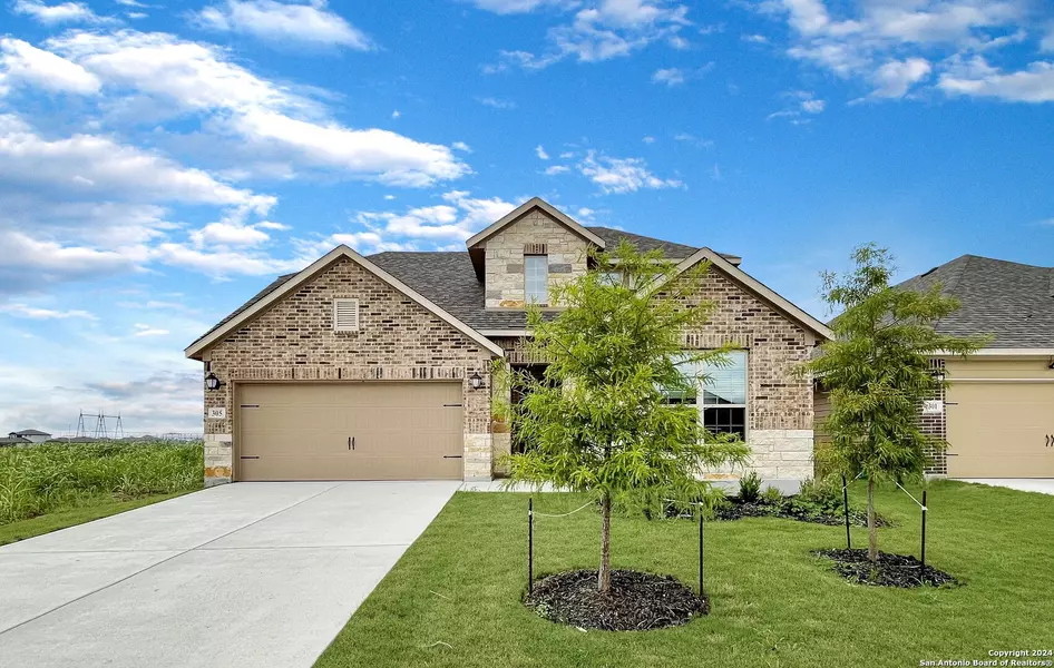 305 Jills Path, Seguin, TX 78155