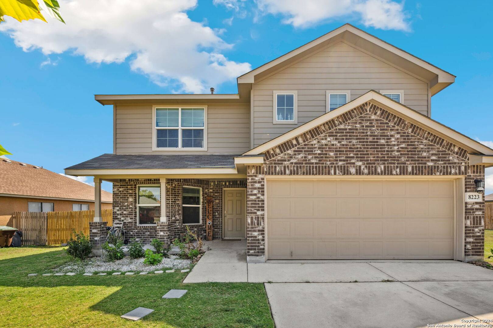 8223 Chestnut Barr, Converse, TX 78109