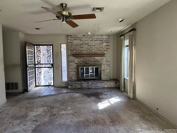 San Antonio, TX 78230,11425 Mission Trace