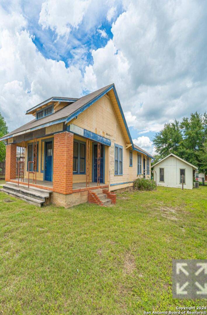 117 Storts, Poth, TX 78147