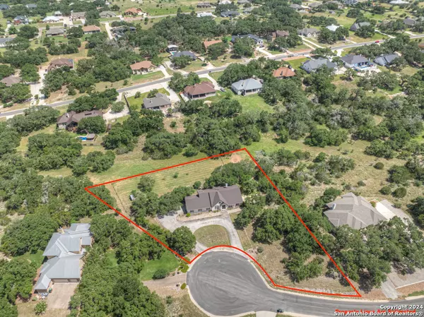 New Braunfels, TX 78132-3381,1104 BRIDLEWOOD