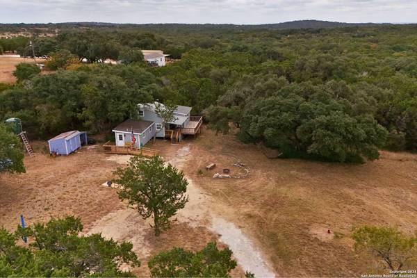 2324 LOST TRL, New Braunfels, TX 78132-2450