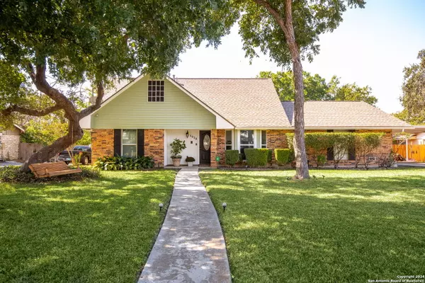 6028 Mike Nesmith, San Antonio, TX 78238