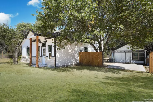 Elmendorf, TX 78112,23238 Copper Canyon Dr