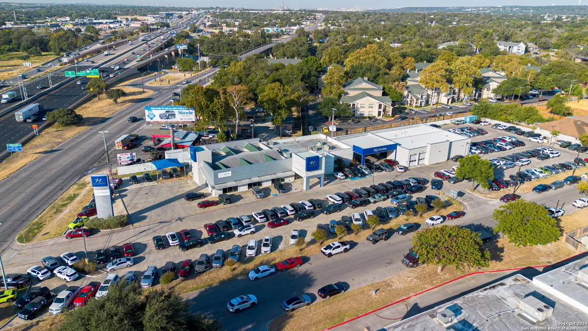 New Braunfels, TX 78130,485 Business IH 35