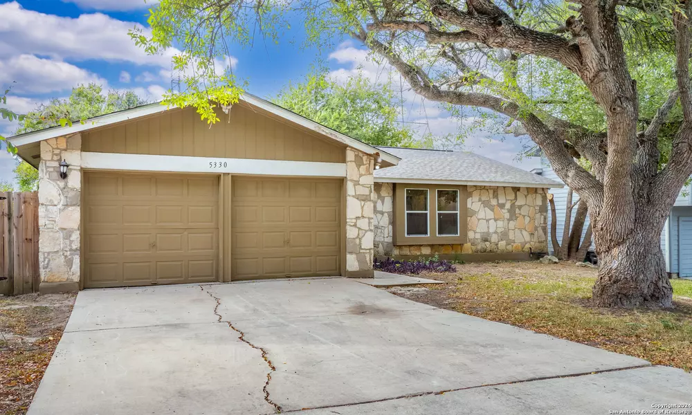 5330 Vista Court Dr, San Antonio, TX 78247-4632