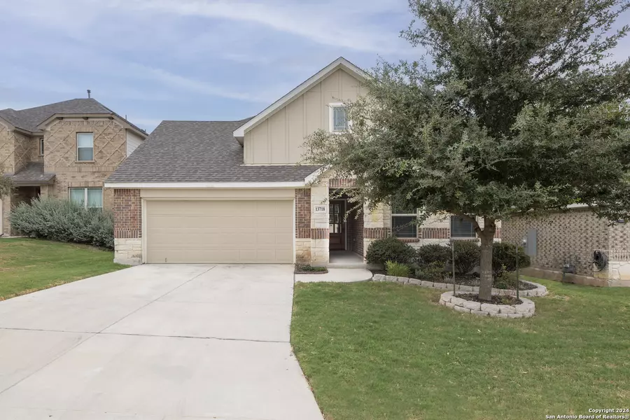 13718 QUIET FOX LN, San Antonio, TX 78245-3851