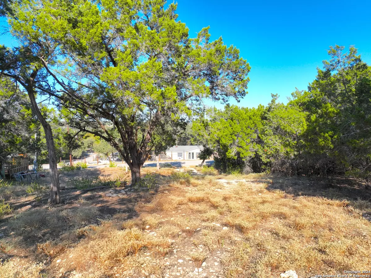 Canyon Lake, TX 78133-4661,722 SQUIRES ROW