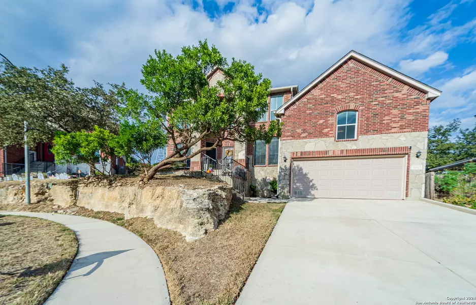 16207 Ponderosa Pass, Helotes, TX 78023