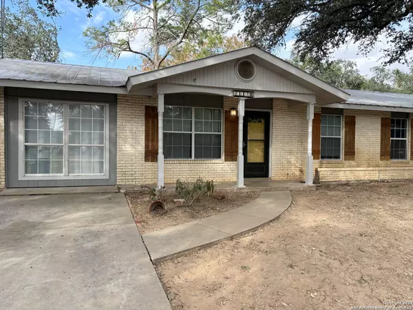 1112 maia, Pleasanton, TX 78064