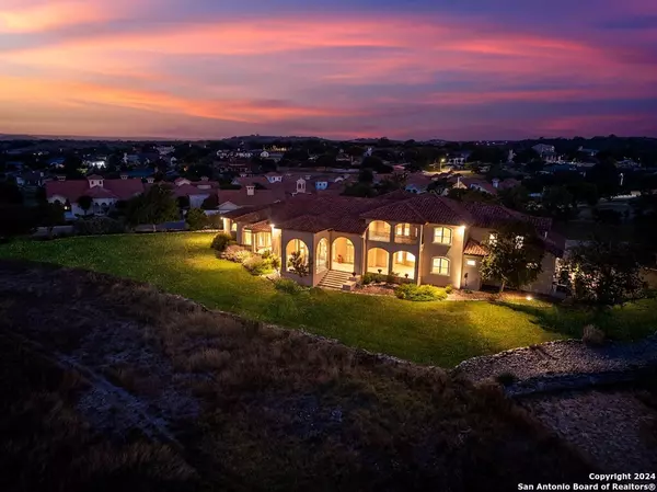 Kerrville, TX 78028-8159,3722 Club View Ct