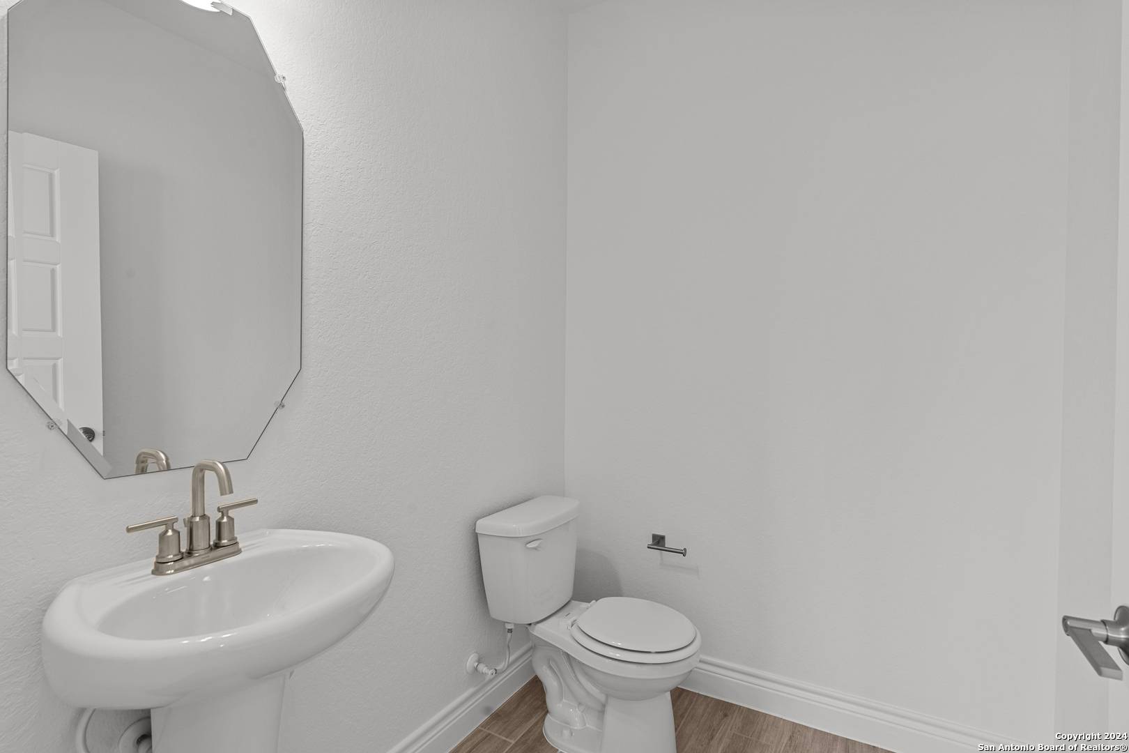 Boerne, TX 78006,305 Pony Bend