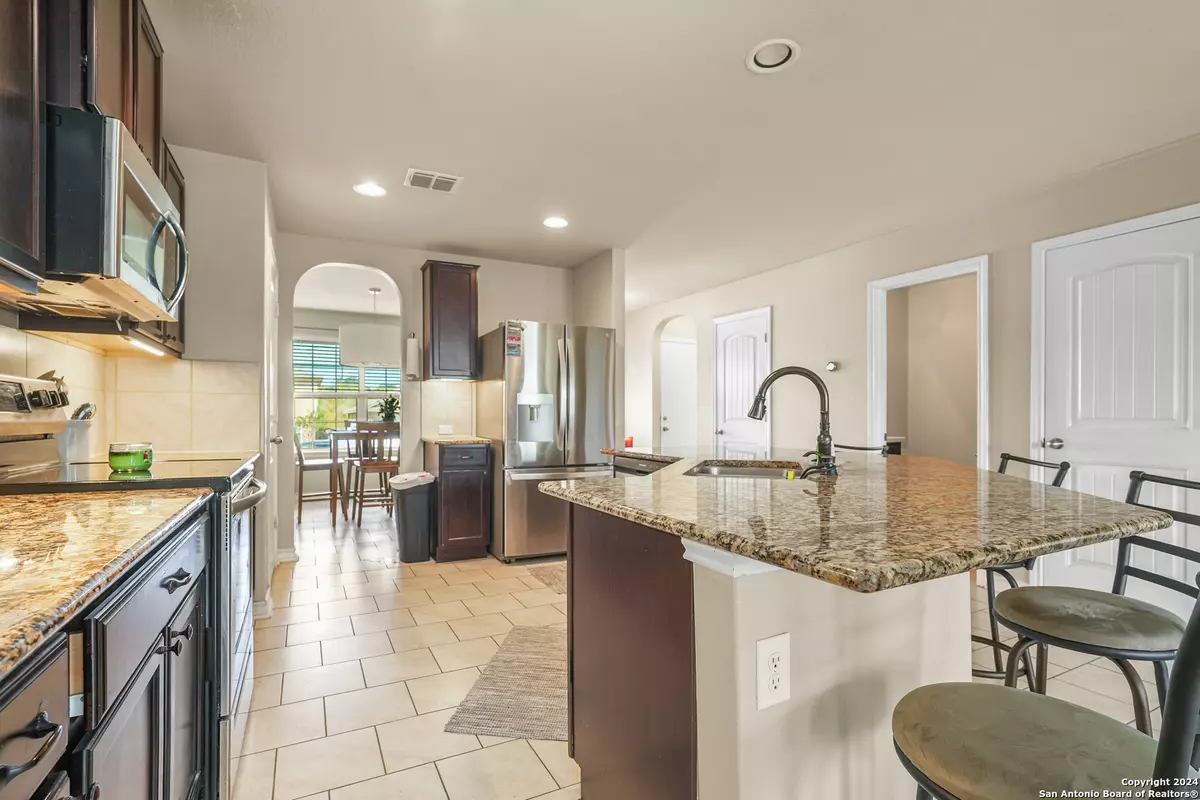 San Antonio, TX 78252,7422 Equinox Corner