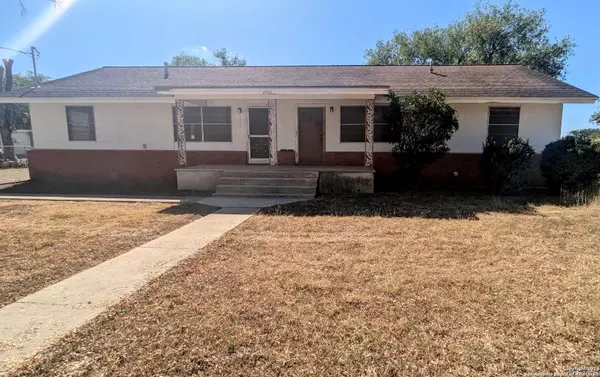 4934 ALMA, San Antonio, TX 78222-3004