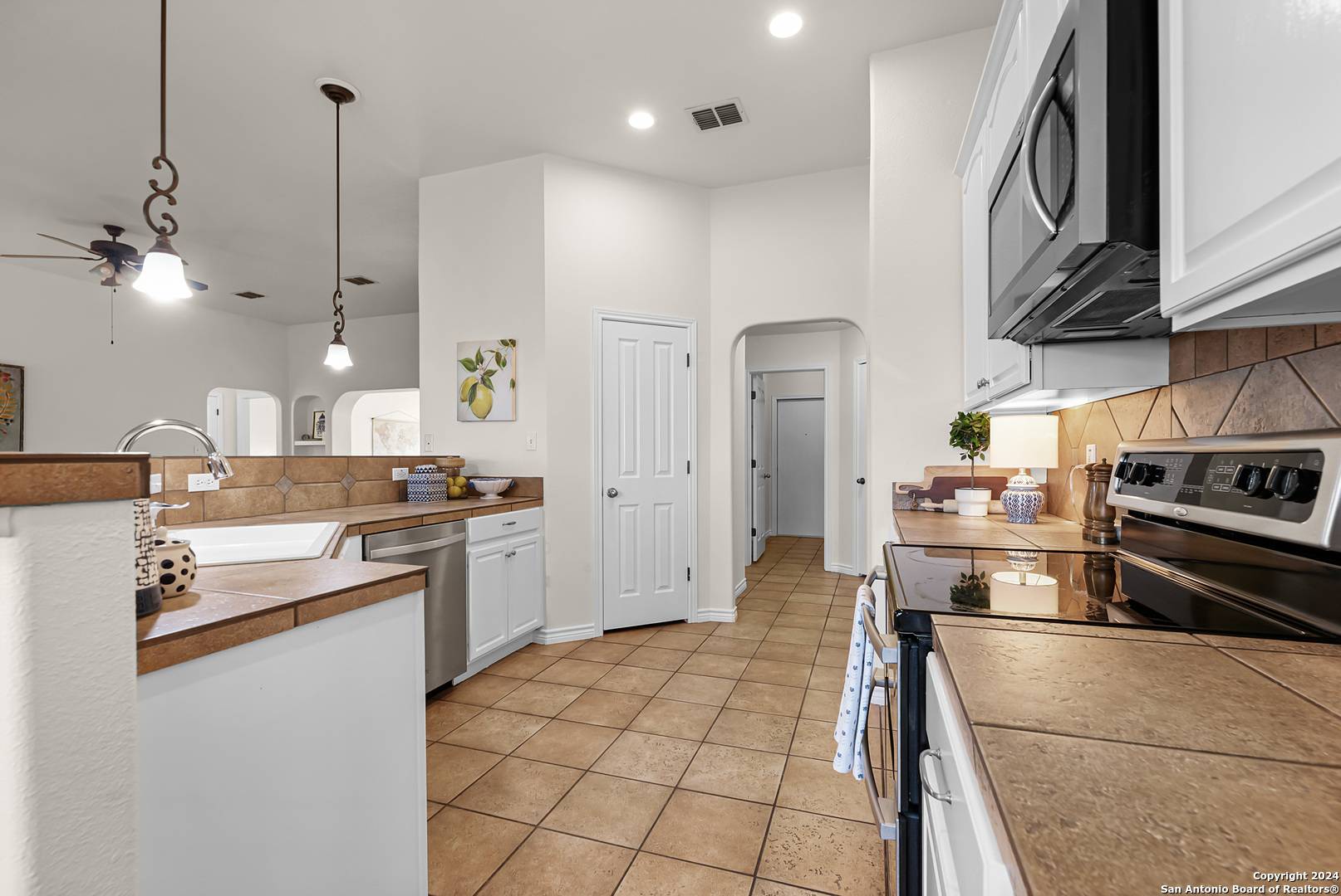 New Braunfels, TX 78130-9413,2036 STONECREST PATH