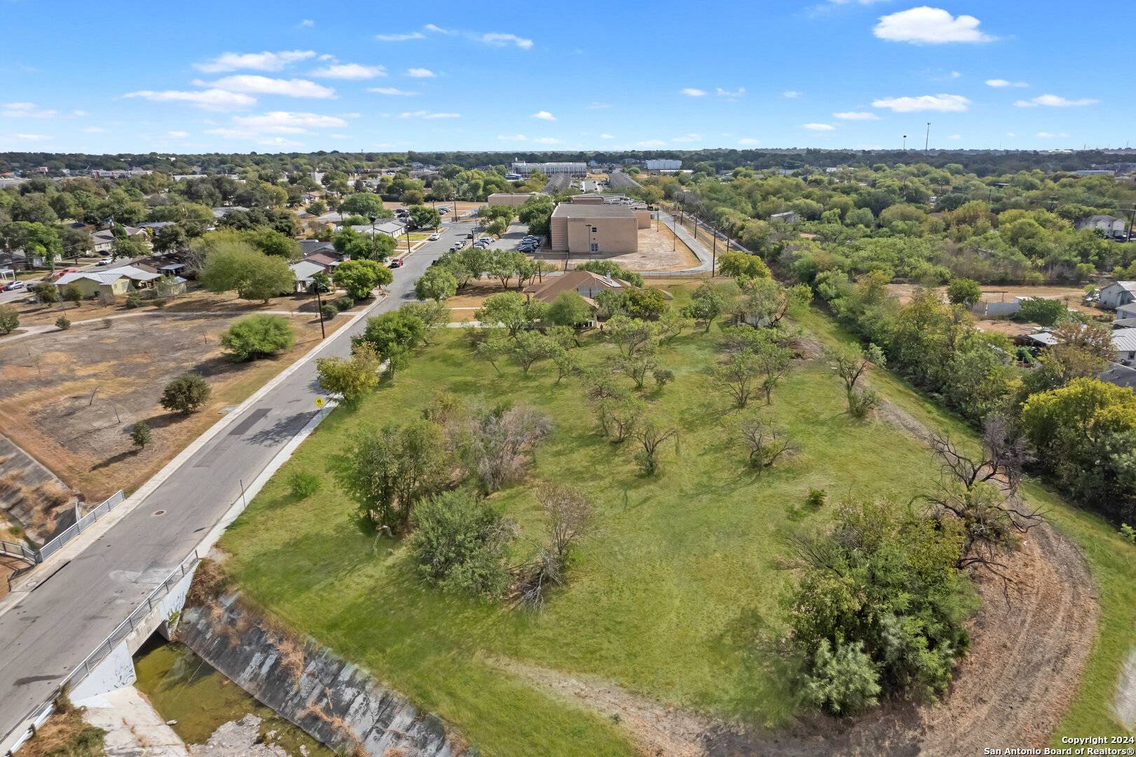 San Antonio, TX 78223,2426 BETTY JEAN ST