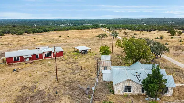 000 County Road 434, Harper, TX 78631
