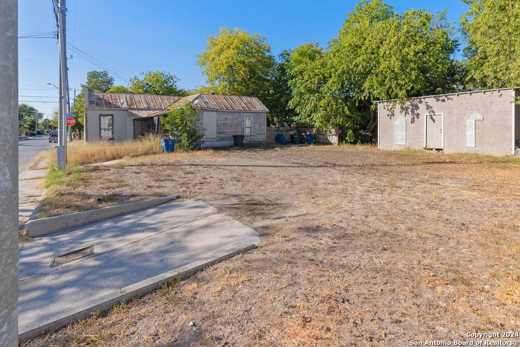 San Antonio, TX 78204-2235,145 FORREST AVE