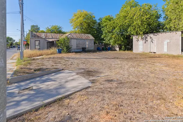 San Antonio, TX 78204-2235,145 FORREST AVE
