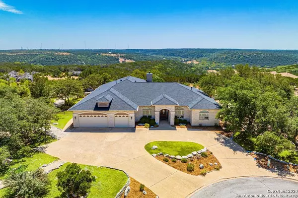 2029 Crown Ridge, Kerrville, TX 78028