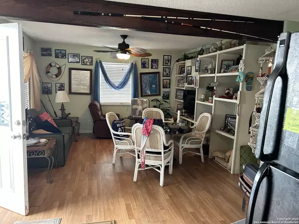Corpus Christi, TX 78418,2515 LAGUNA SHORES