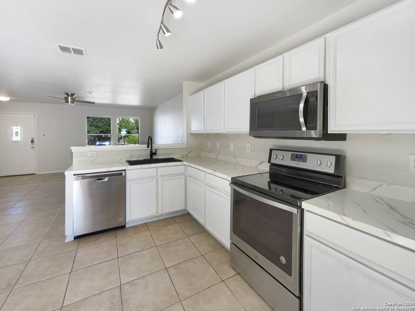 San Antonio, TX 78245-2785,9806 AMBER LEDGE
