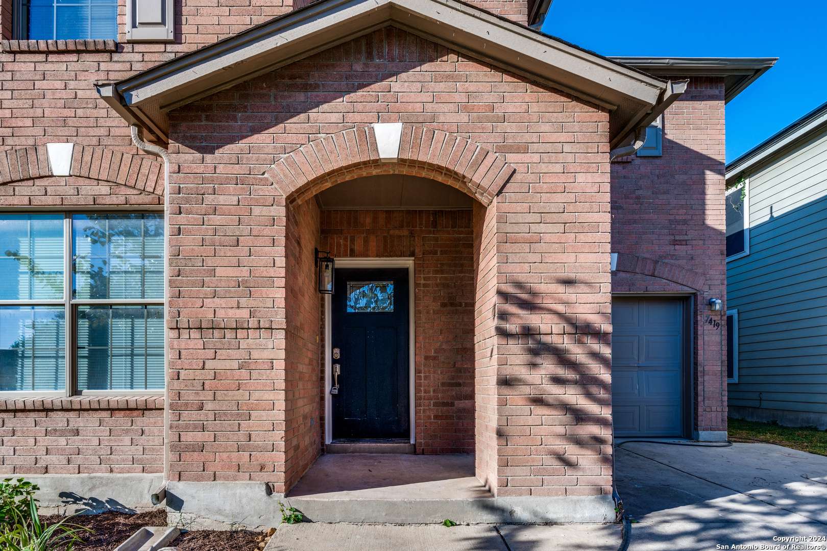 San Antonio, TX 78239,7419 CEDAR FARM
