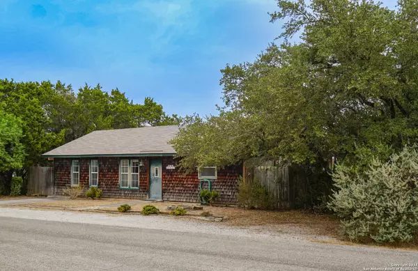 Canyon Lake, TX 78133-6524,112 SUNRISE DR