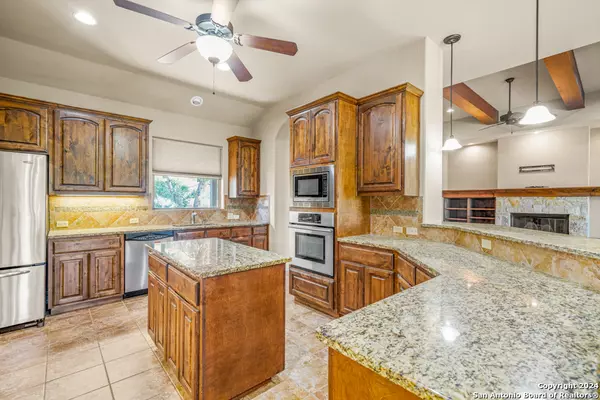 Canyon Lake, TX 78133-6068,2918 COMAL SPGS