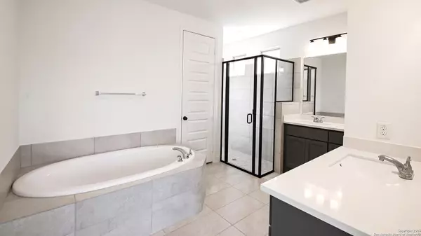 Seguin, TX 78155,1845 Windward Way