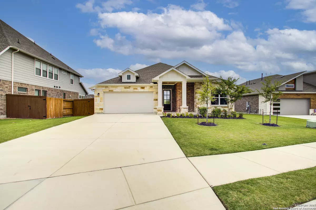 Cibolo, TX 78108-3067,626 FOXBROOK WAY