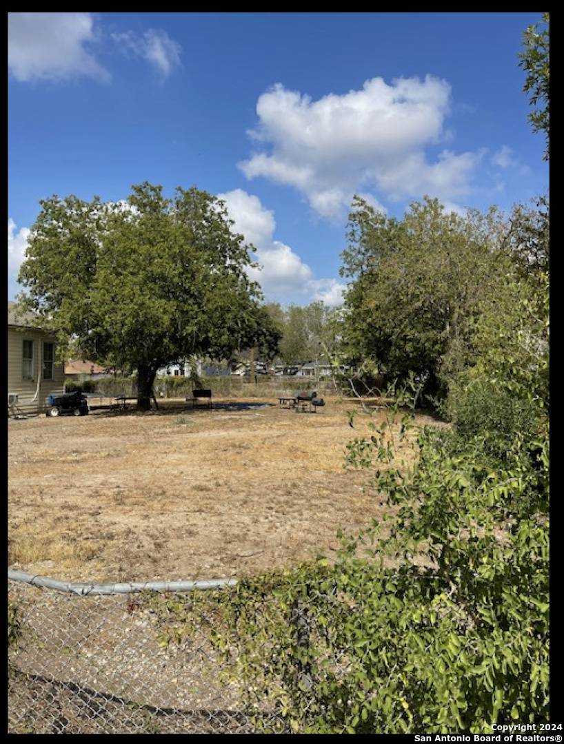 San Antonio, TX 78210,543 WESTFALL AVE