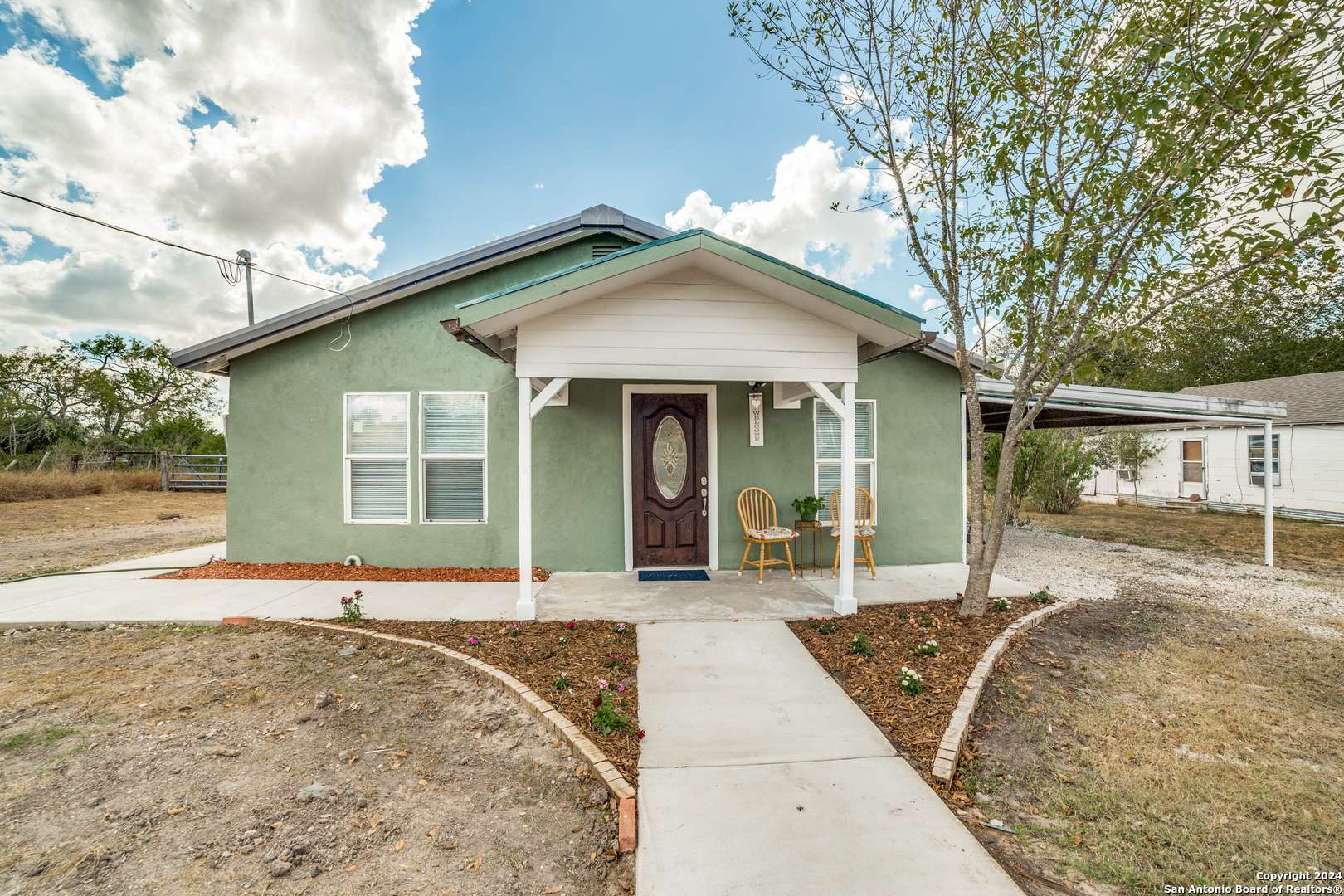 912 Main,  Karnes City,  TX 78118