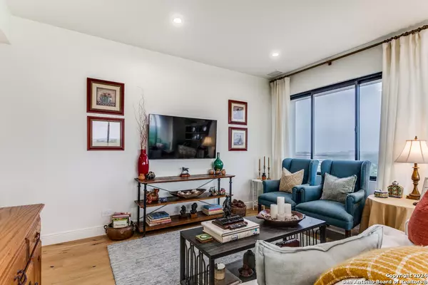 San Antonio, TX 78209-6306,4001 NEW BRAUNFELS AVE UNIT 604-A
