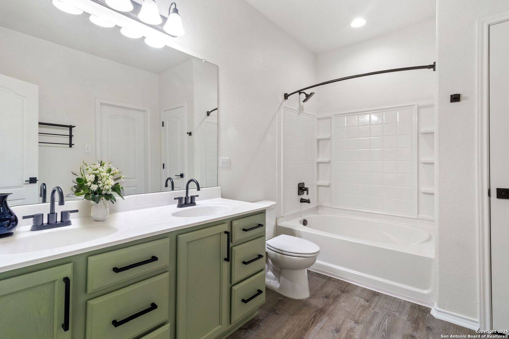 San Antonio, TX 78245,13616 Sungrove View