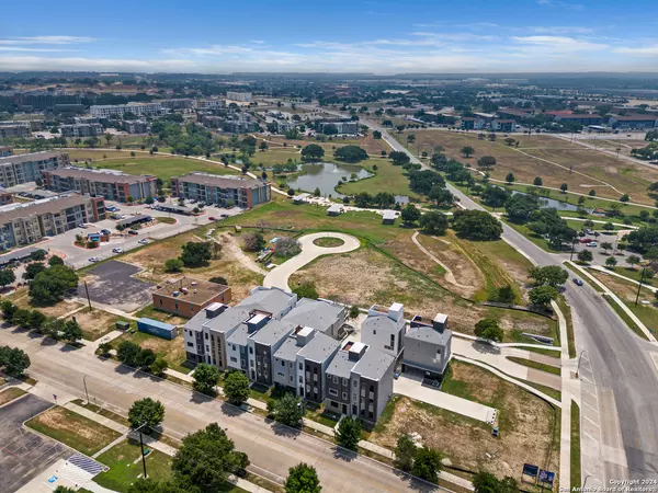 7940 KENNEDY HL UNIT 7, San Antonio, TX 78235-4440
