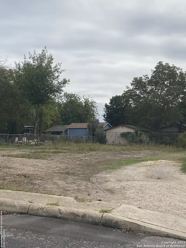 San Antonio, TX 78223,214 Dullnig Ct