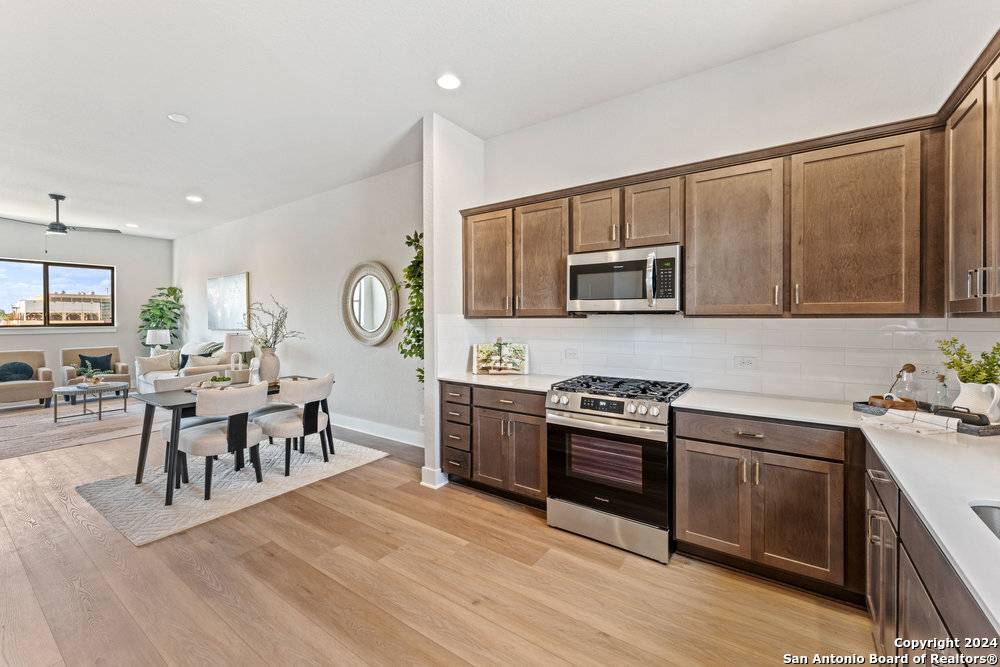 San Antonio, TX 78235-4440,7924 KENNEDY HL UNIT 2