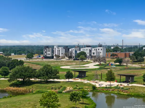 San Antonio, TX 78235-4440,7922 KENNEDY HL UNIT 7