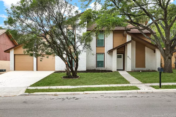 6111 walking gait dr, San Antonio, TX 78240