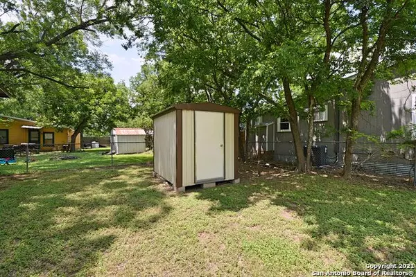 New Braunfels, TX 78130-4145,207 TORREY ST