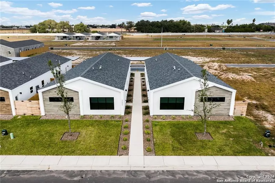 700 Oriole Road, Weslaco, TX 78596