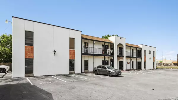 4444 WALZEM RD UNIT 203, San Antonio, TX 78218-2024