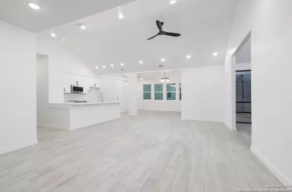Canyon Lake, TX 78133,329 BLUEBONNET BREEZE