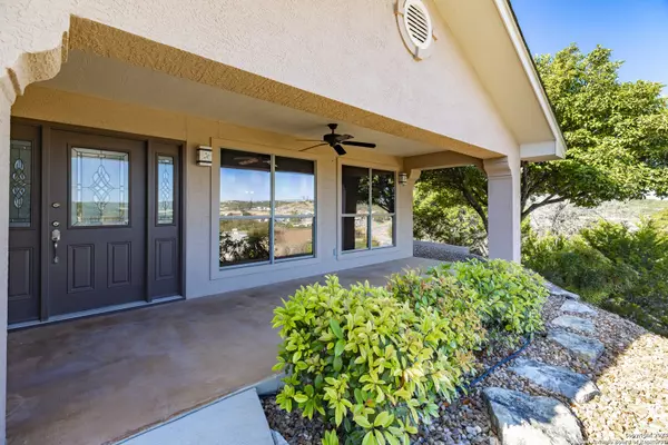 110 RIDGE ROCK CV,  Kerrville,  TX 78028-9100