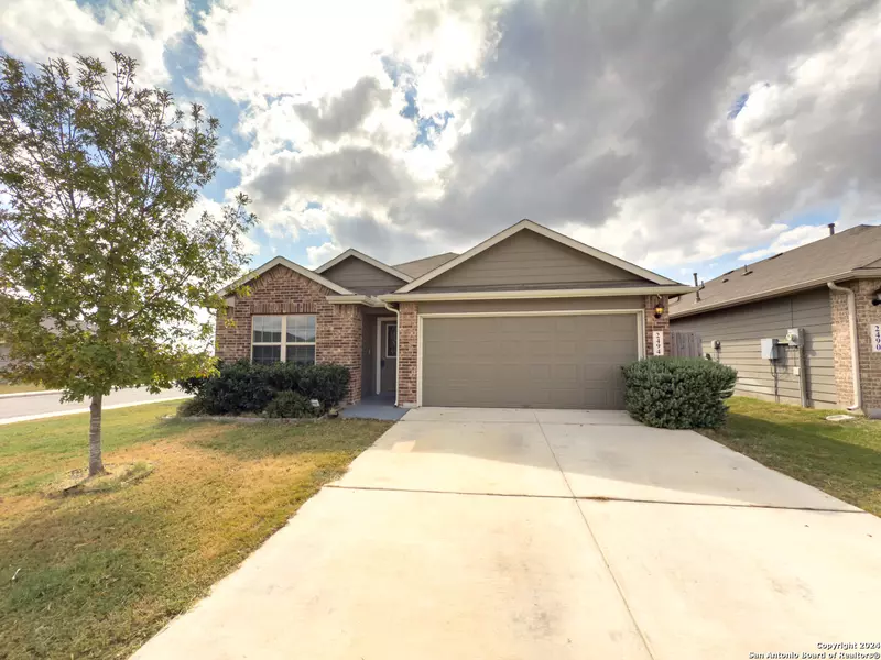 2494 McCrae, New Braunfels, TX 78130-6580