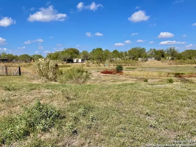 661 County Road 6843, Lytle, TX 78052