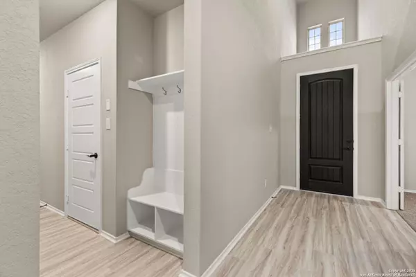 Cibolo, TX 78108,510 Desert Fox