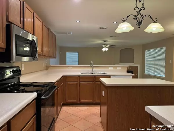 San Antonio, TX 78247-1726,5306 STORMY BREEZE