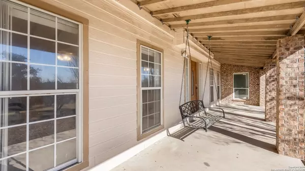 New Braunfels, TX 78132-2614,29266 FM 3009